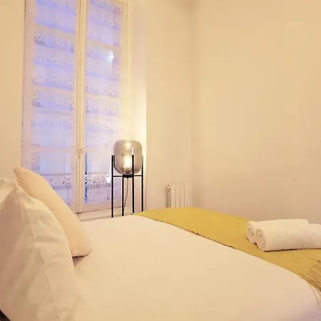 Le Marais Sunshine 5 Bdrs 3 Mins To Metro N3-10 Appartamento *