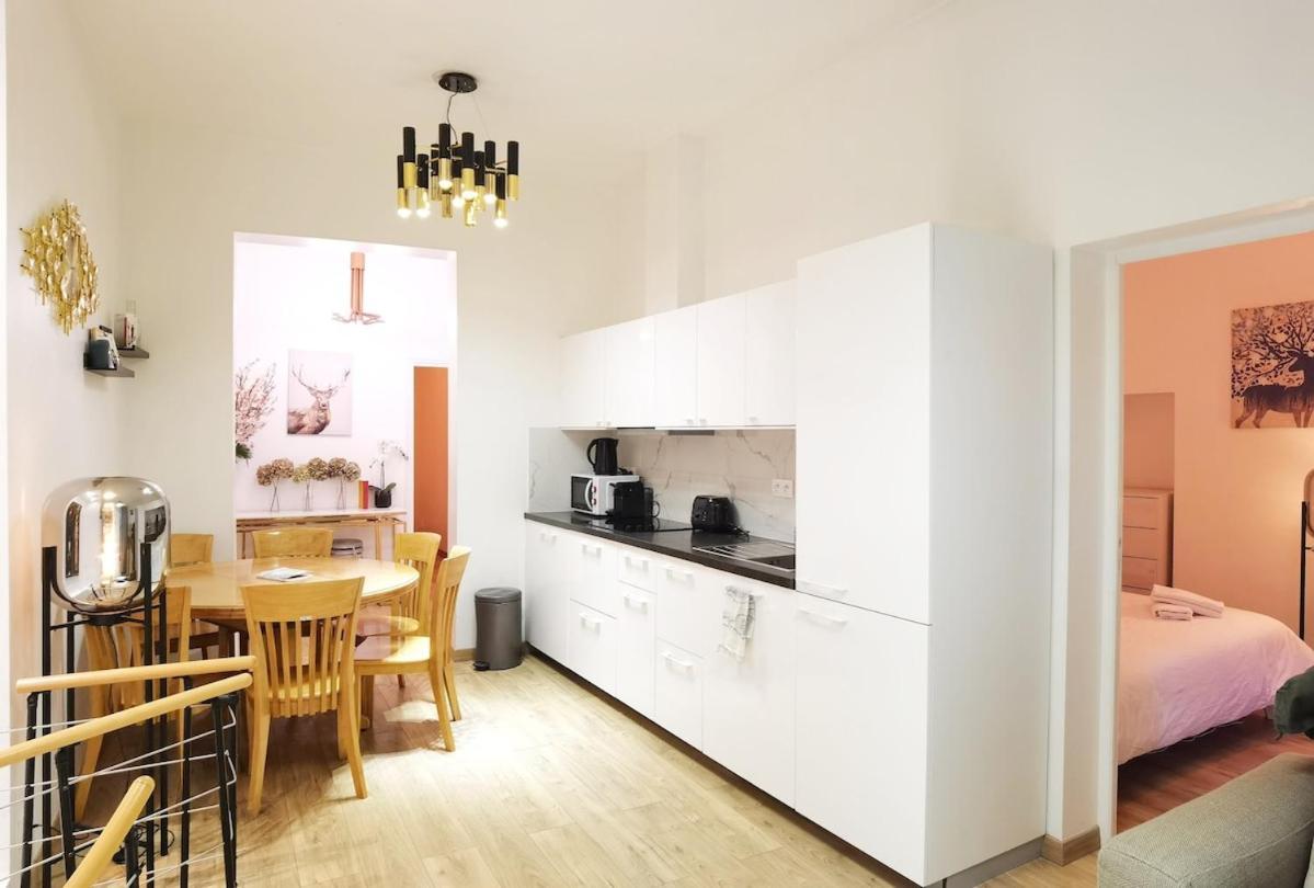 Appartamento Le Marais Sunshine 5 Bdrs 3 Mins To Metro N3-10 Parigi